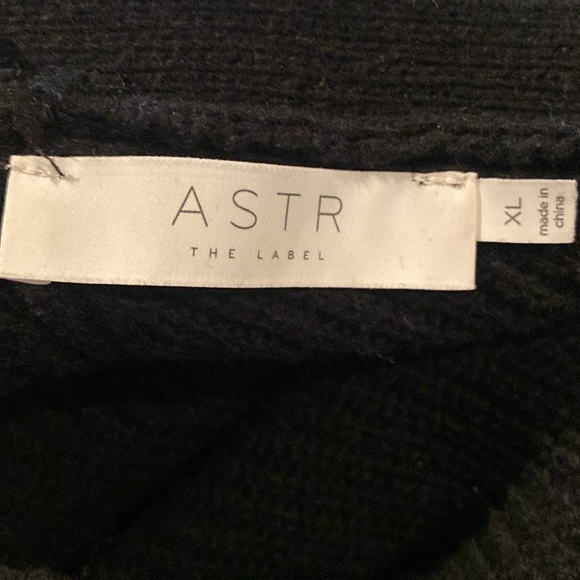 Astr The Label Serena Sweater - Picture 4 of 6